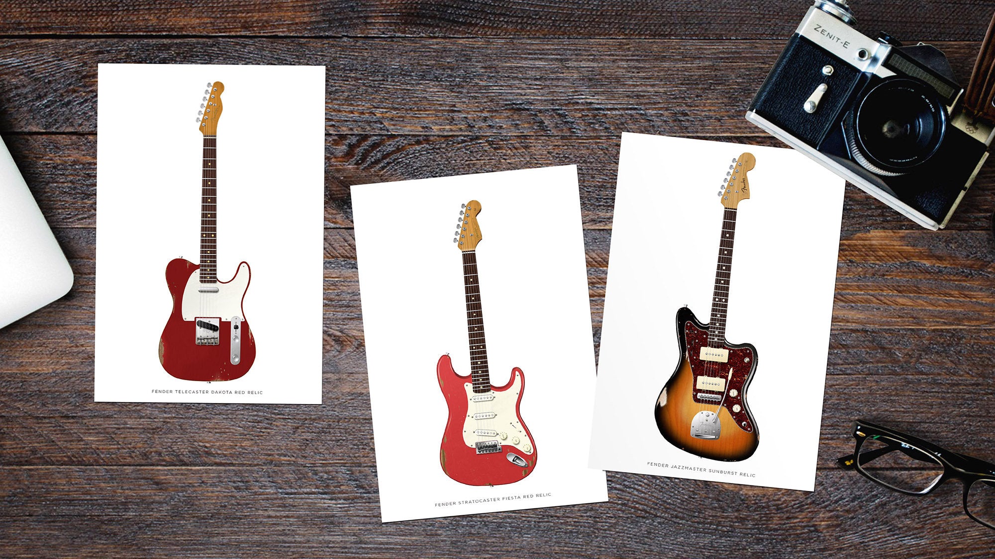 Fender Iconic Relic Guitar Postcard (set of 3)